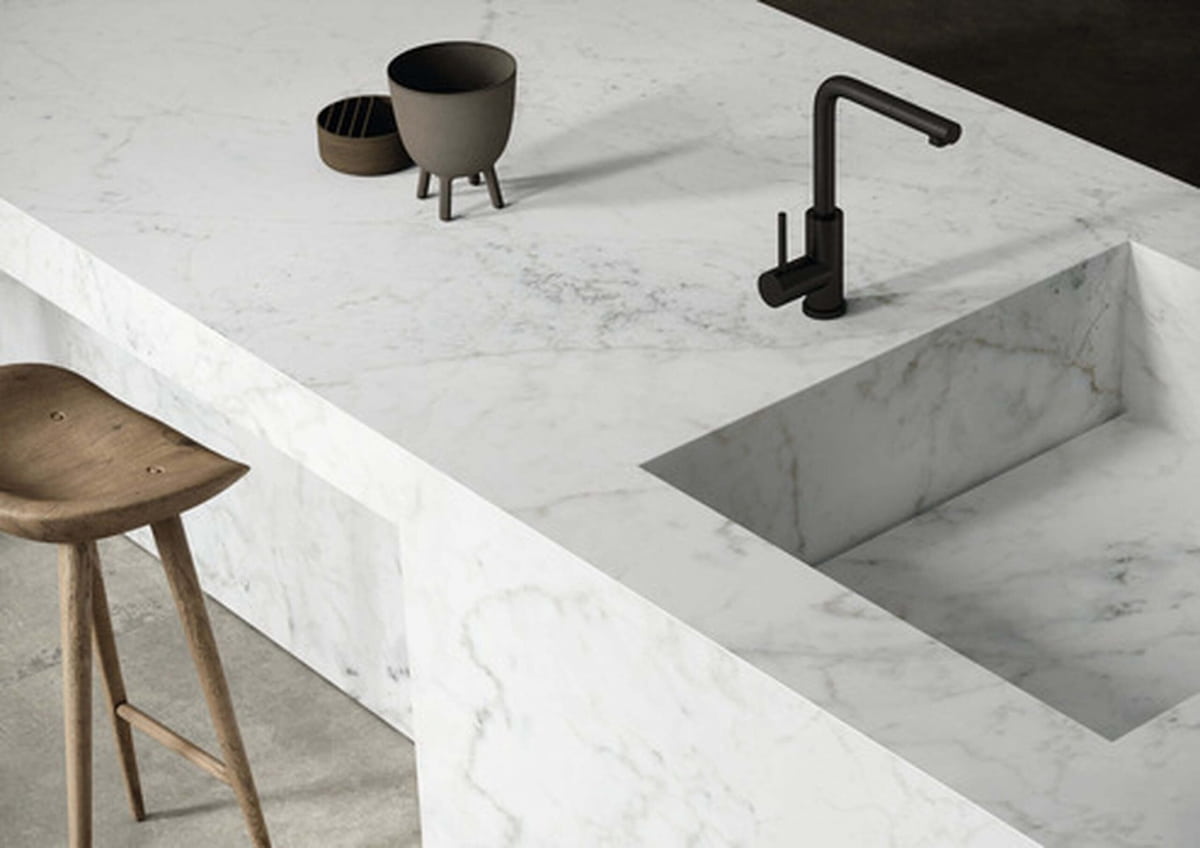 Encimera dekton vs neolith en cocina moderna